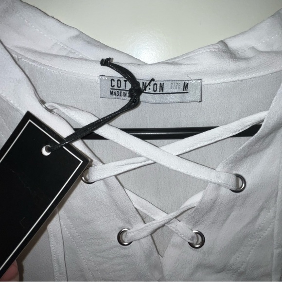 Brand new cotton on women tunic size M long sleeves white asymmetrical pullover - Picture 4 of 4